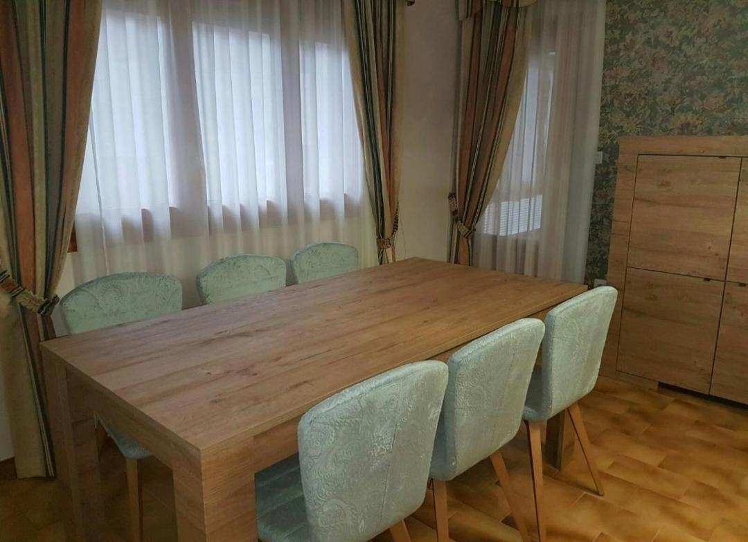 L'Arome De Ainsa Apartment Luaran gambar
